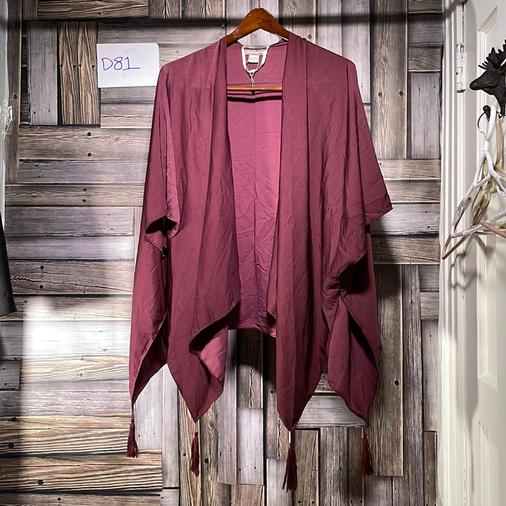 Vince Camuto Cape
